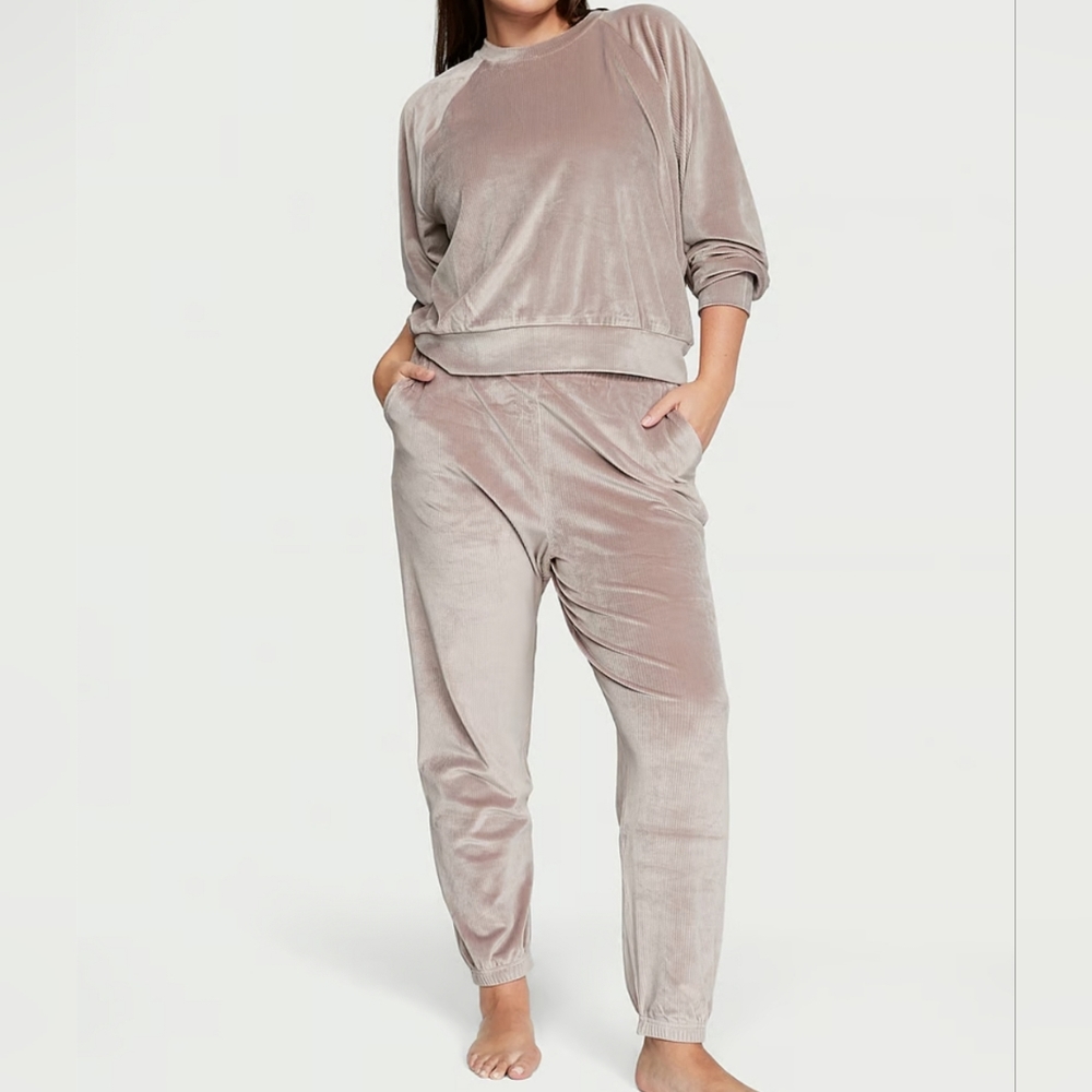 VICTORIA'S SECRET VELOUR LOUNGE PANTS AND VELOUR TOP